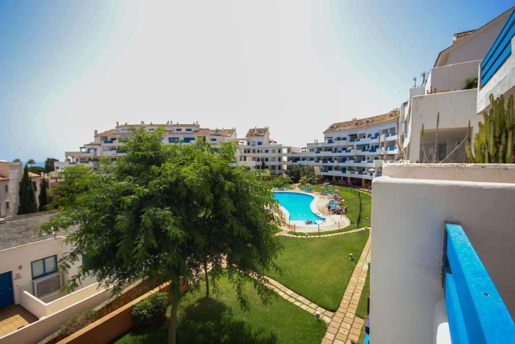 2 Bedrooms Sea And Pool View Apt In Duquesa Golf & Gardens Manilva Castillo de Sabinillas Exterior photo